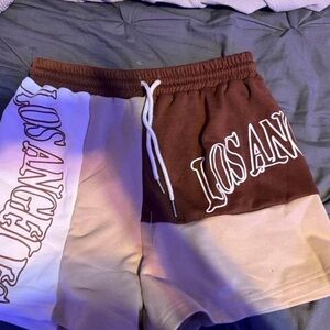 Size S
Comfy lounge shorts
Great condition